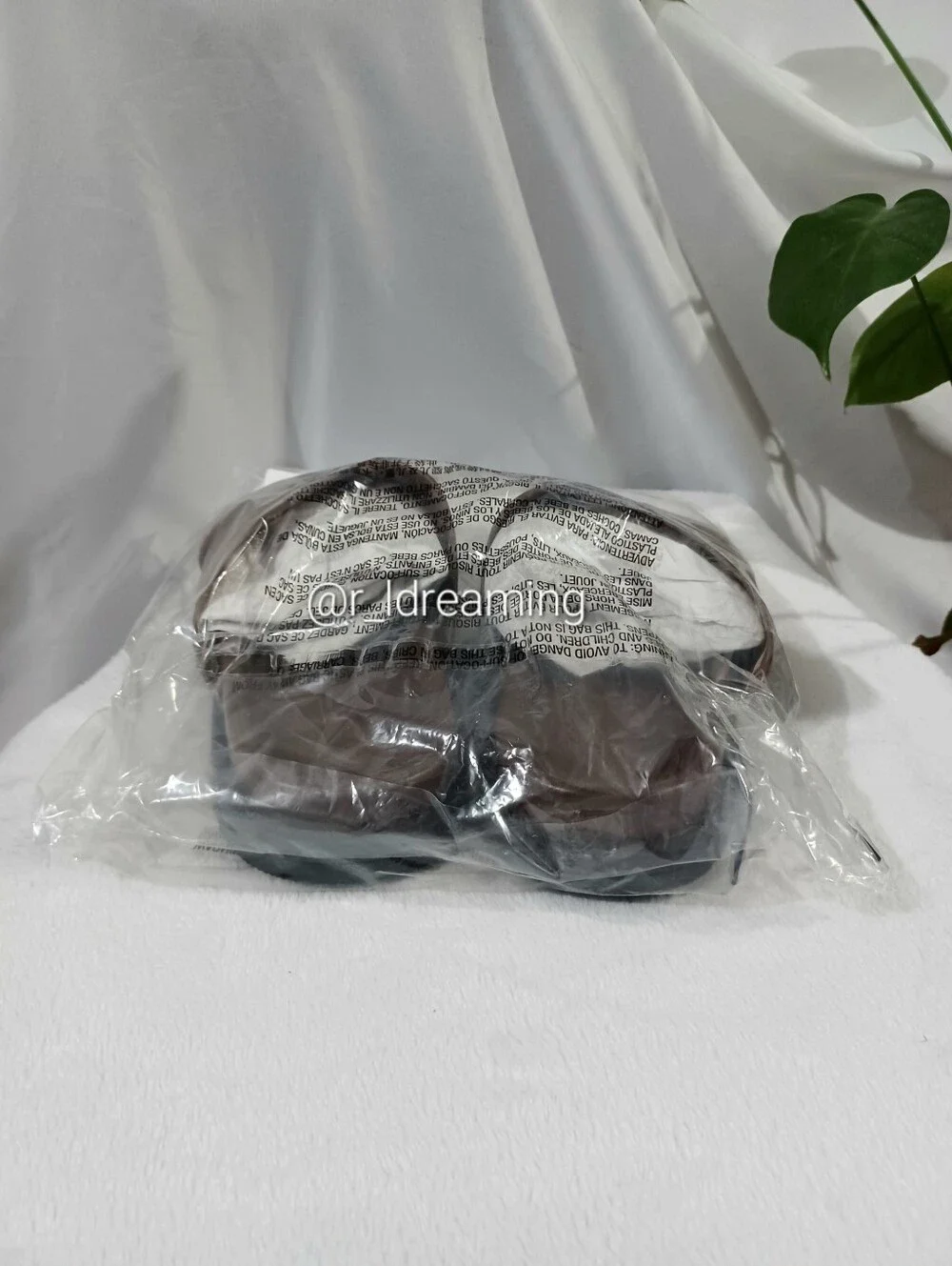 NWT Men's Vegan Leather Crossover Sandals Size 9.5 In Cognac By Banana Republic